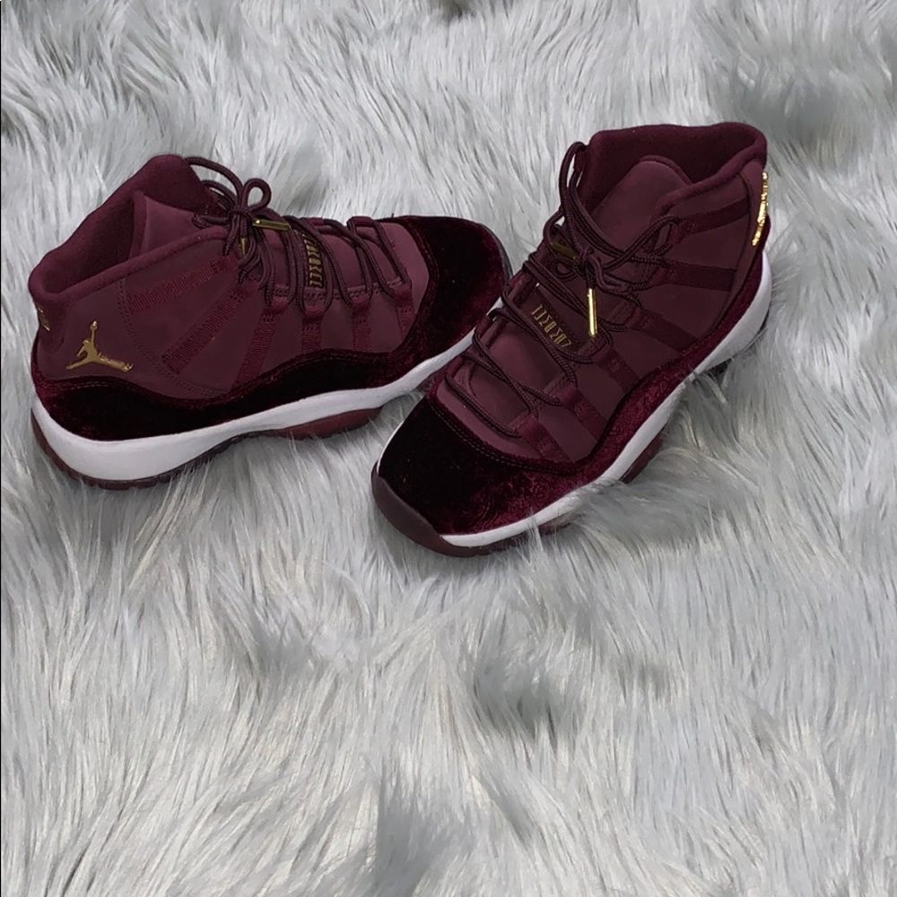Jordan 11 maroon velvet